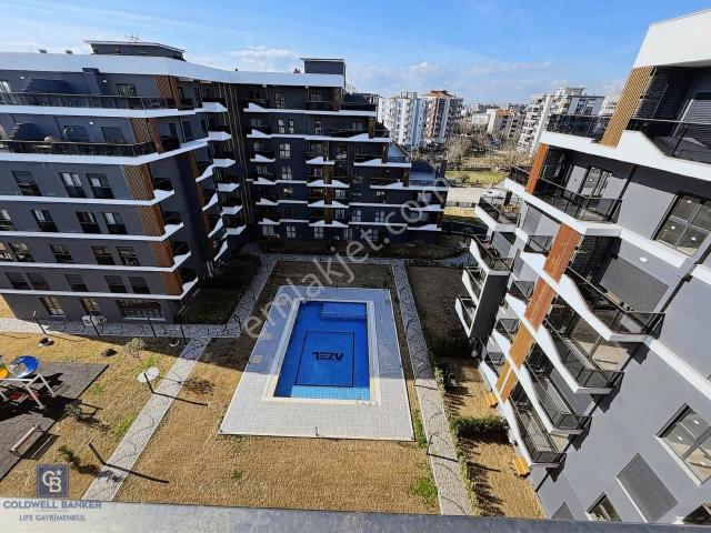 Azel Deluxe Sitesi Teraslı 2+1 Satılık Daire
