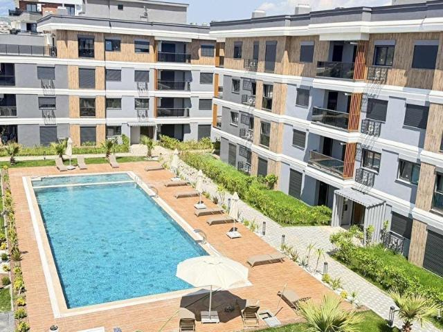 Azelyadan İnönü'de 2+1 teraslı consept site içerisinde