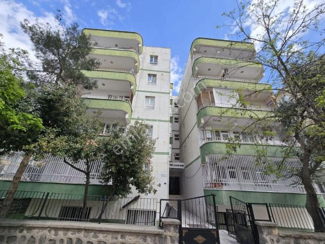 Azger Emlaktan Uçaksavarda Kiralık 3+1 Daire