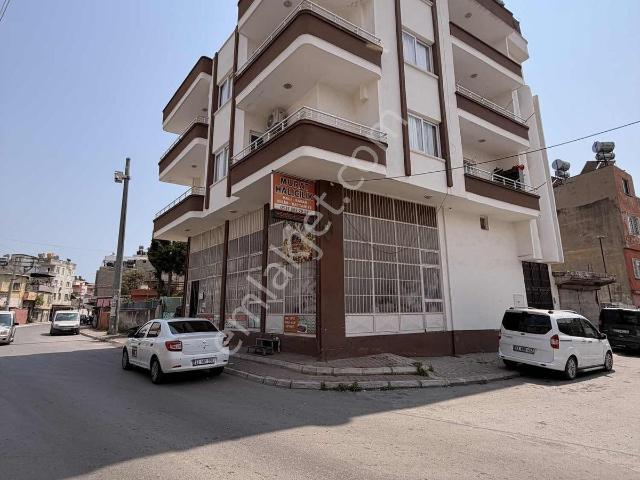 Aziz Emlak'tan Gündoğdu'da Satılık Müstakil Ev Ve Dükkan