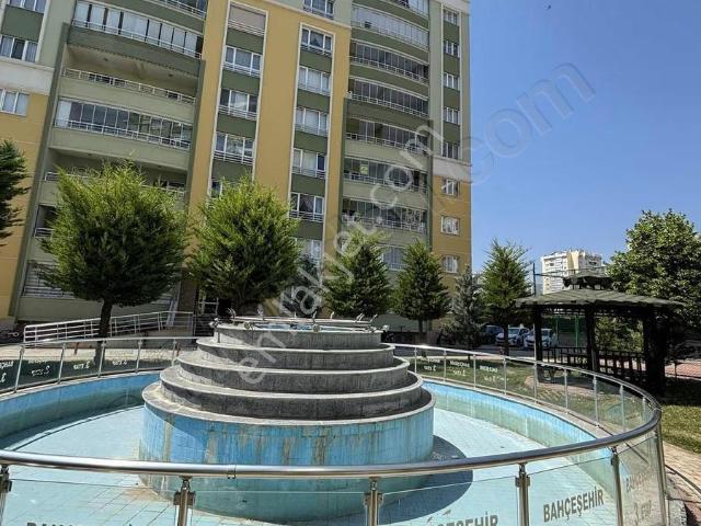Azizhandan Bahçeşehir Konutlarında Klimalı 4+1 Kiralık Daire
