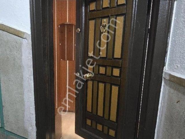 Aziziye Mahallesi Dükkan Üzeri 2+1 Bakımlı Satılık Daire