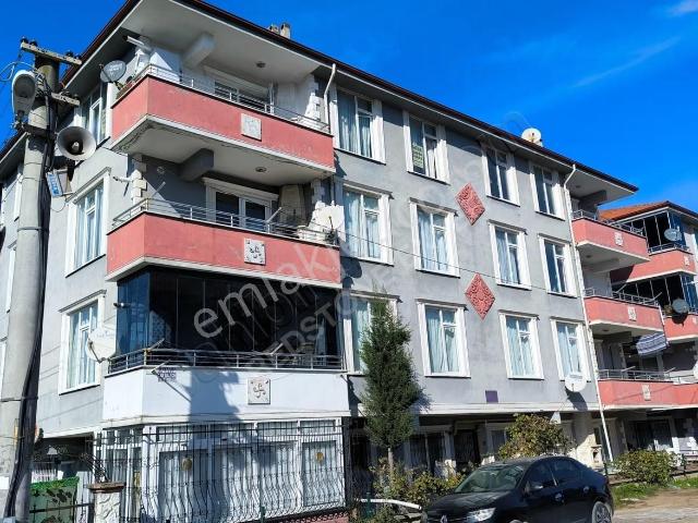 Aziziye'de Ara Kat Mutfak Holde Eşyalı Kombili Geniş 2+1