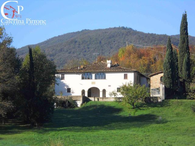 Azienda agricola in vendita a Figline e Incisa Valdarno