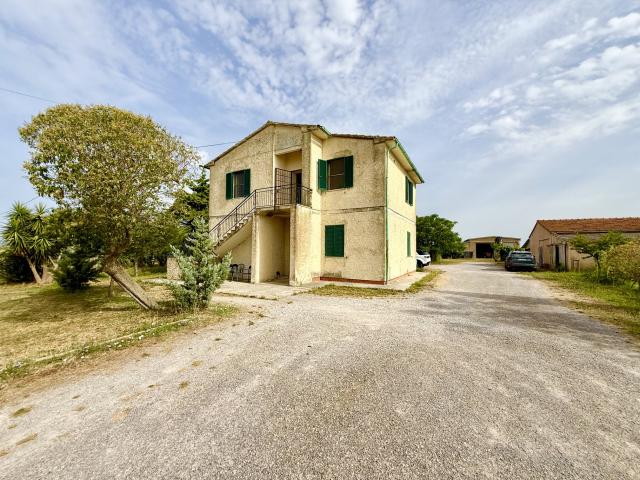 APPARTAMENTO INDIPENDENTE in VENDITA a GROSSETO POLLINO di 4 vani