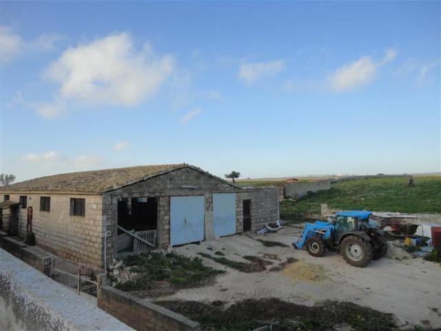 Azienda agricola in vendita a Santa Croce Camerina