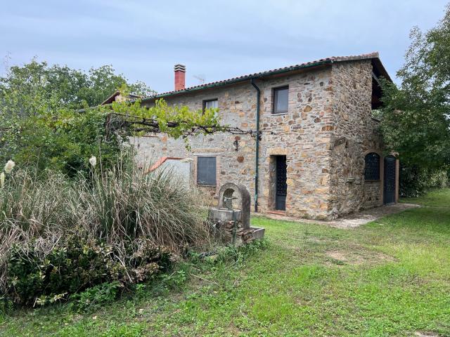 AZIENDA AGRICOLA in VENDITA a SUVERETO S. Lorenzo