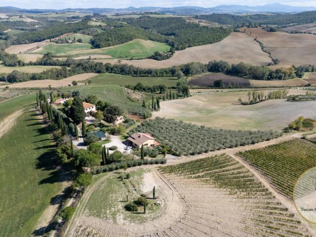 Azienda Vitivinicola Il Poeta · Mon185 m² Montalcino