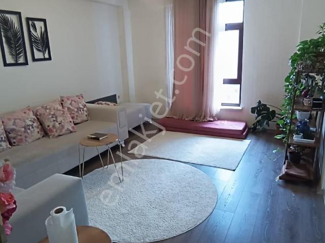 Azra Konutları Yeni Blokta 4+1 Ara Kat Satılık Daire