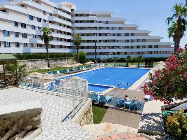 Azur Gayrimenkulden Garden Liva Sitesinde Bahçe Katı