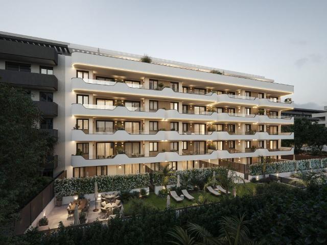 Azure Living — Viviendas exclusivas a solo 100 metros del ma. 713m² Las Casillas