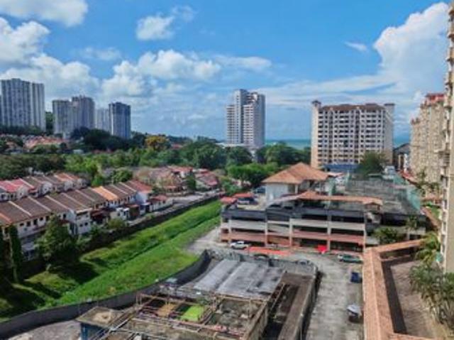 Azuria Condominium