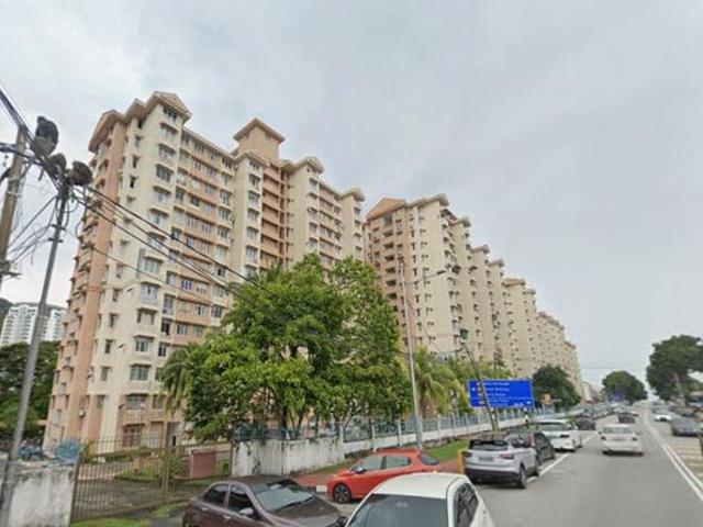 Azuria Apartment Tanjong Bungah Cheapest Among All