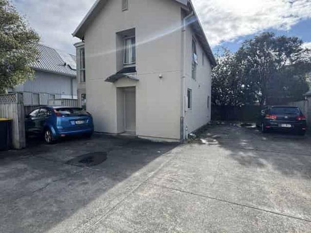 B/108 Elizabeth street, Riccarton, Christchurch City