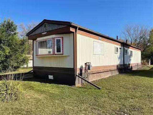 B14 1545 Main Street E, Swan River, MB, R0L 1Z0 house for sa.