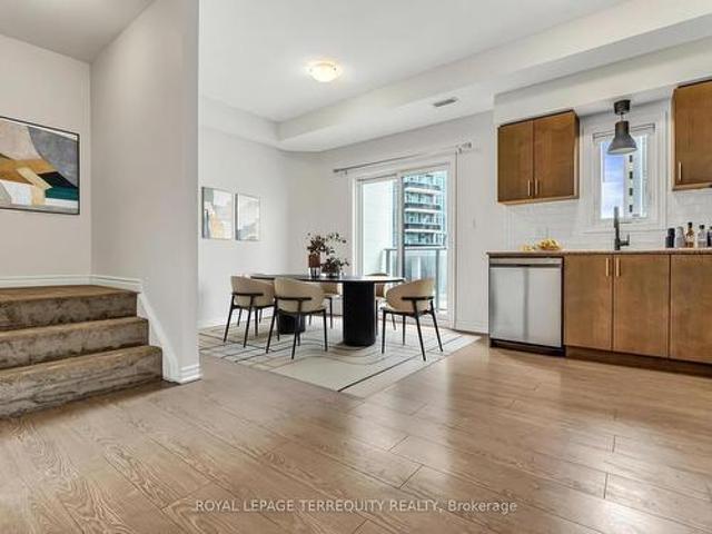 B15 1430 Highland Road W, Kitchener, ON, N2N 0C3 townhouse for sale | Listing ID X12057 | Royal LePage