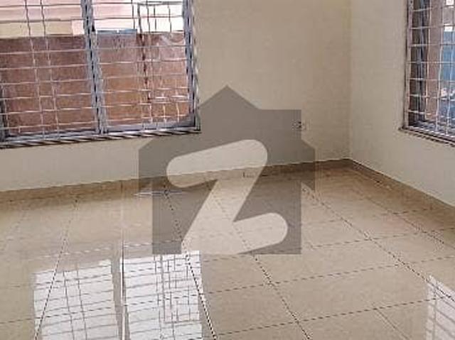B17 8 Marla House Available For Rent Block C1