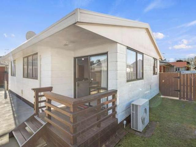B/22 Charlemont Street, Whitiora, Hamilton City