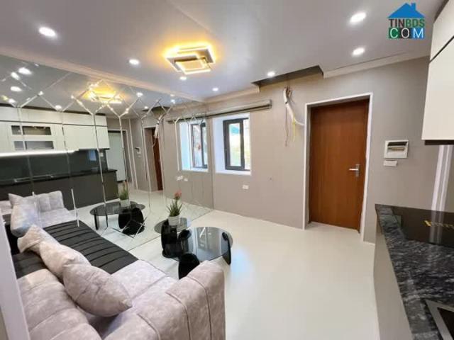 B2 Tập Thể Văn Chương 17/50m2 T2 2.45 tỷ đống đa nhà đẹp ở luôn ô tô đỗ cầu thang lô góc