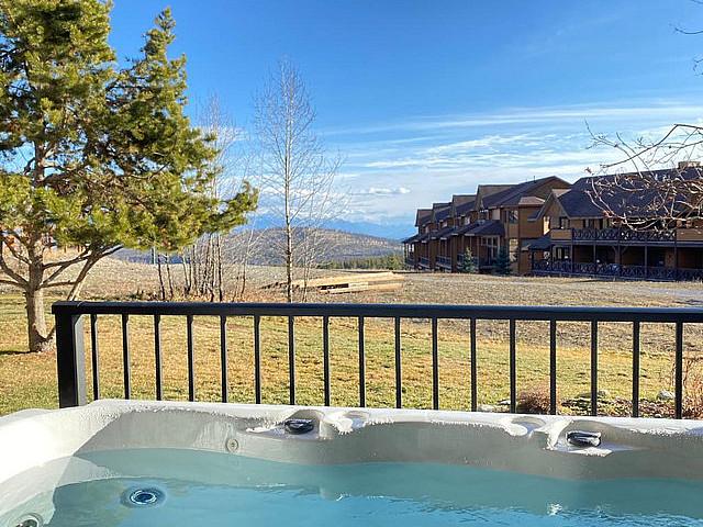 B2 d 1351 Gerry Sorensen Way Kimberley, British Columbia