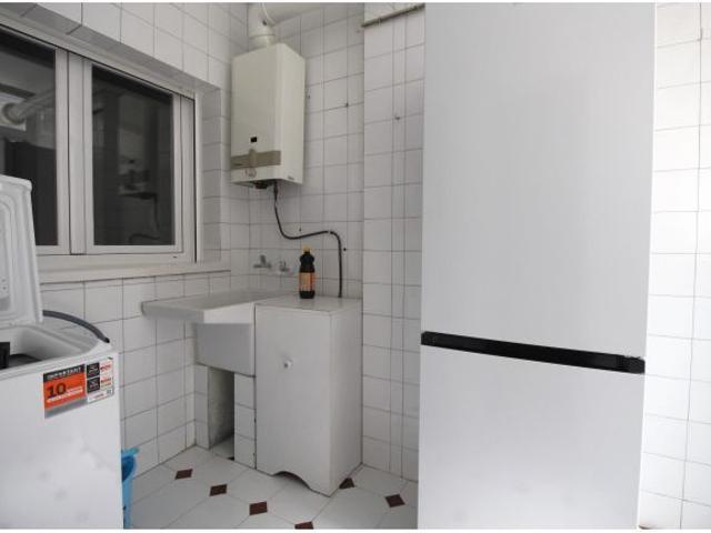 B6173J1 ESTUDIANTES. Piso de 4 dormitorios en Emperatriz Eugenia