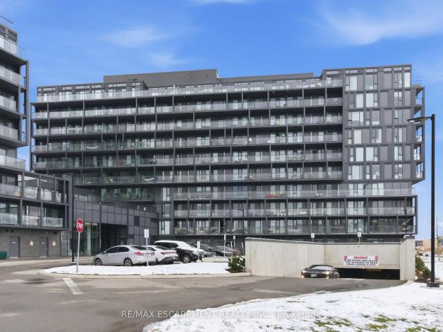 B706 3 Dakota Common, Burlington | For Rent @ $2,100 | Condos. Ca