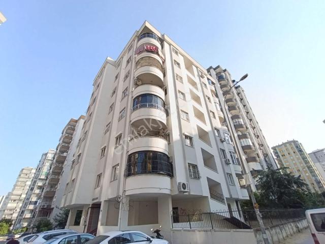 B.manço Blv Az Katlı Çb 4+1 A.mutfak'lı Az Katlı Satılık Daire