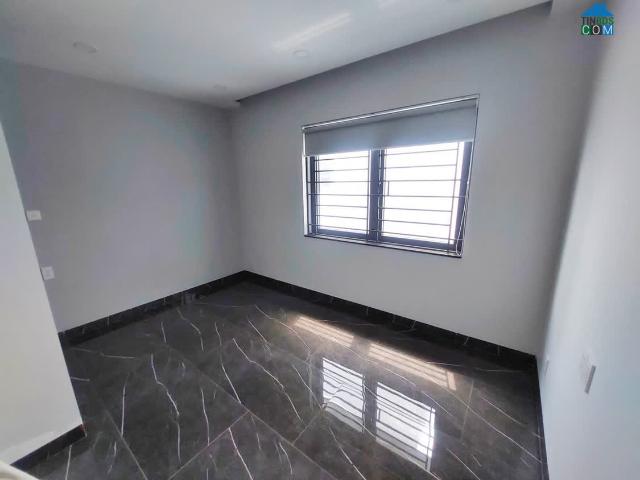 Bưng Ông Thoàn, Phú Hữu Nhà 4 tầng Hoàn công đủ, Nội thất đầy đủ, Xe hơi vào nhà, Giá 7,2 Tỷ