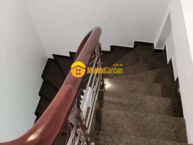 Bồ đề nhà đẹp 5t ở ngay, tặng full nội thất