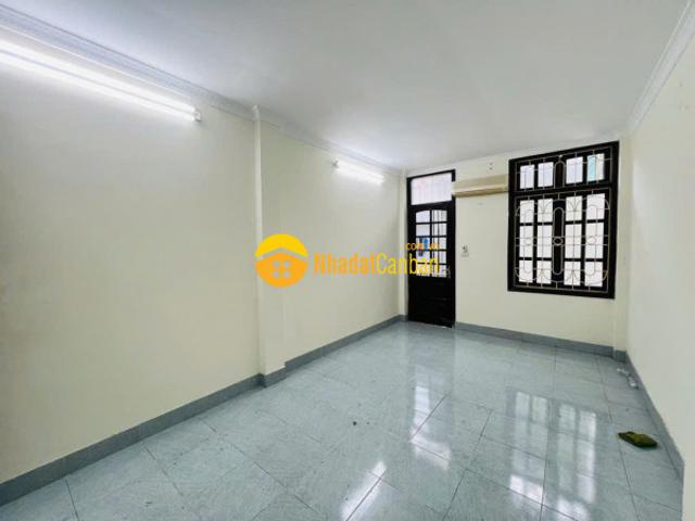 B.á.n nhà mặt phố ao sen 60m² x 4 tầng ô tô đỗ cửa 2 mặt ngõ thoáng