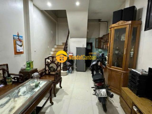Bắc từ liêm ô tô đỗ cửa, 28m, 4t, mt 4m, 5,4 tỷ