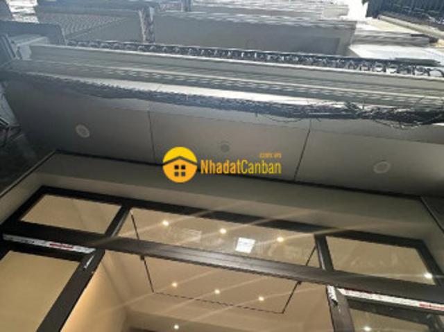 Bạch mai 1nhà ra phố, mới ở luôn 48m5 tầng sổ đỏ chính chủ giá 9.8 tỷ