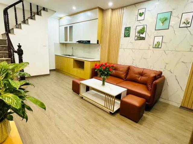 Bạch Mai giao thông thuận tiện, dân trí cao dt 25M *6T giá 4.98 tỷ sđcc