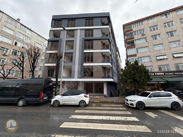 B.EVLER FERİT SELİM PAŞA CADDESİ ÜZERİ 2 KATLI DEPOLU DÜKKAN