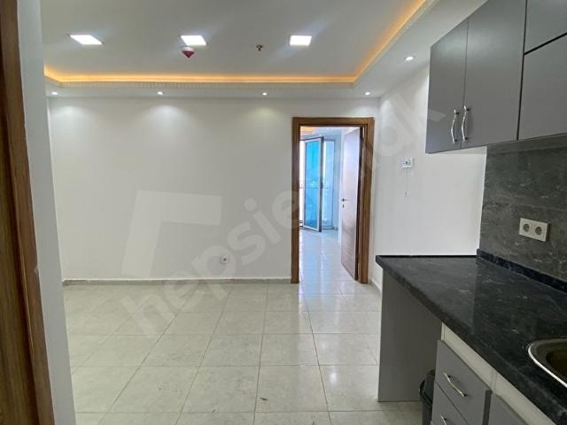 B.ÇEKMECE VE B.DÜZÜ KESİŞİMİNDE LÜX 2+0 78M2 ARAKAT KİRALIK OFİS