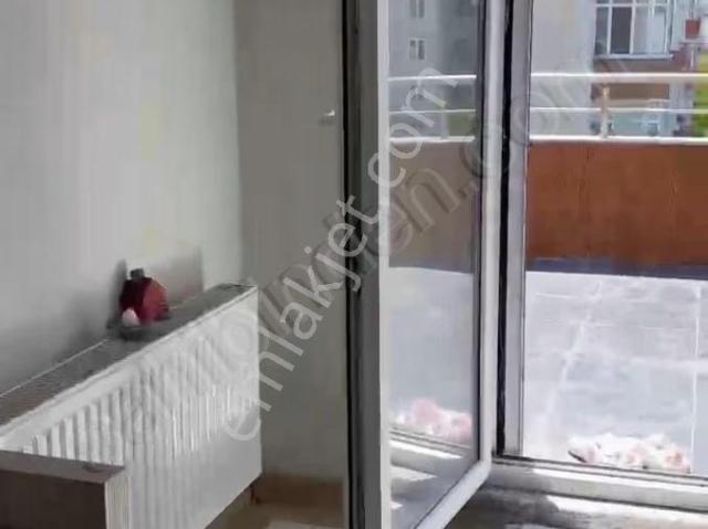 B.çekmece Mimaroba Emek Konakları'nda Satılık 4+1 Dubleks Daire