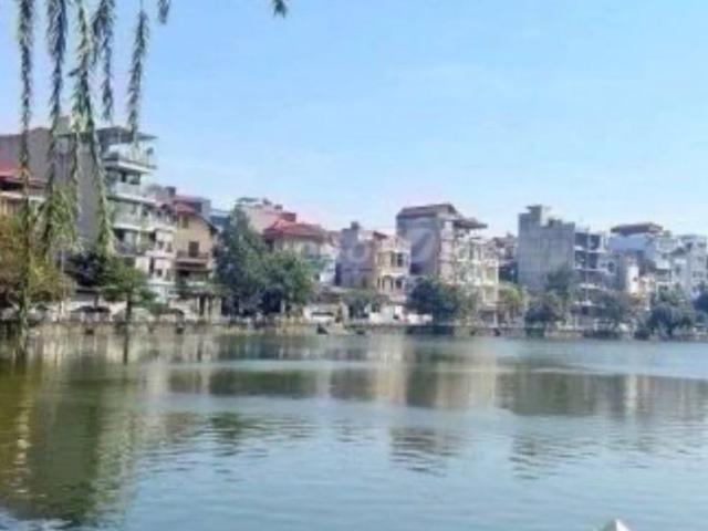 Bồ đề, hồng tiến nhà đẹp. View hồ 4 tầng mt: 6,7m nhỉnh 9 tỏi vị trí trung tâm ô tô gần thoáng sáng