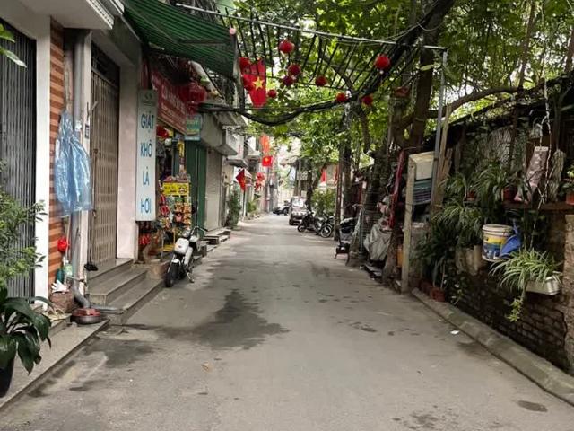 Bồ Đề, Long Biên 18 Tỷ 90M Mặt Tiền Rộng 7 Tầng Thang Máy, Ngõ Ô Tô, Gần Phố