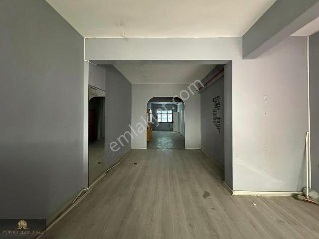 B.paşa Yenidoğan Mah. 120 M2 Tek Kat Satılık Dükkan
