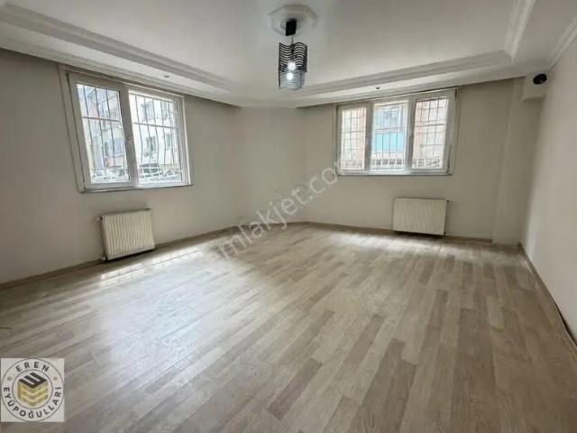 B.paşa Yenidoğan Mah. 3+1 6 10 Yaş Arası Giriş Kiralık Daire