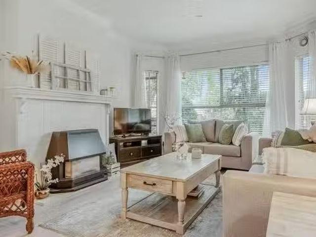 B Street, Pitt Meadows, BC, V3Y 2P6 Single Family Property F.