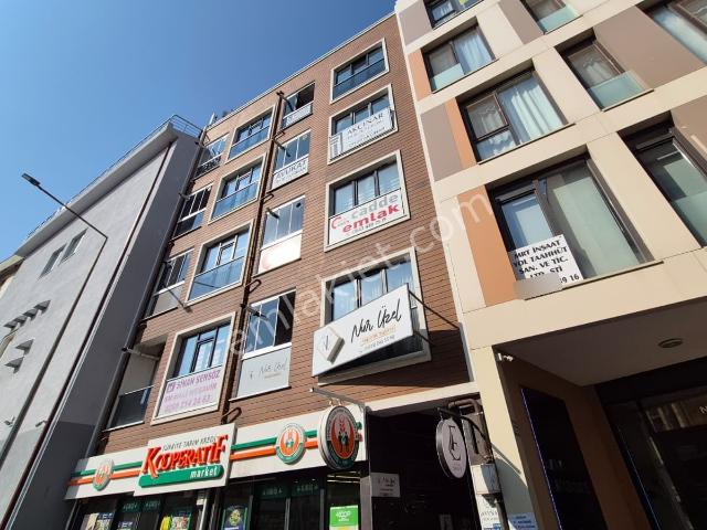 B&u Gayrimenkulden Bankalar Caddesinde Kiralık 1+1 Geniş Daire