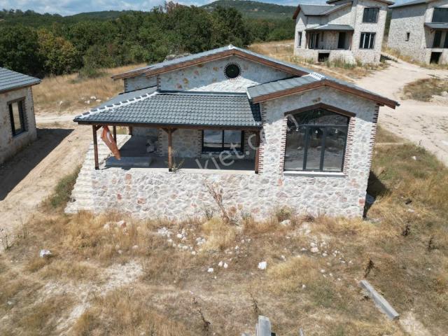 B&u Gayrimenkul'den Koruköy'de Natamam Taş Villa