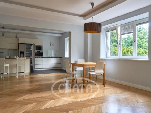 Bł. Wincentego Kadłubka 450 m², Wrocław