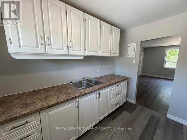 B 202 Colborne Street, London East K, ON, N6B 2S2 investment for lease | Listing ID X13724 | Royal LePage