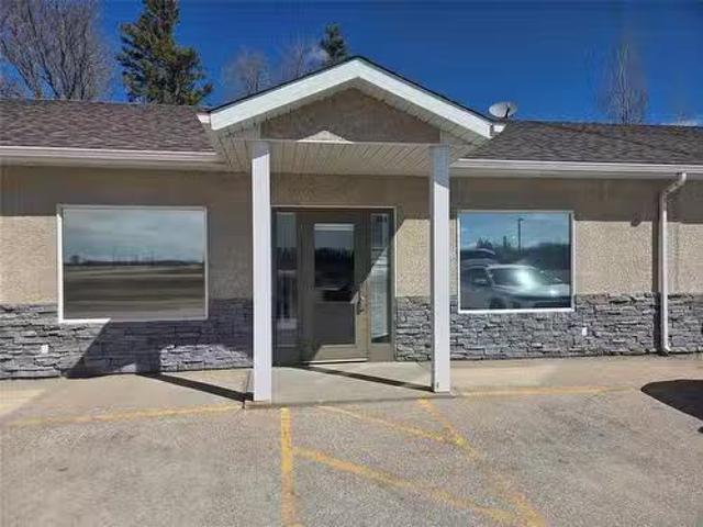 B 205 Principale Street, La Broquerie, MB, R0A 0W0 commercia.