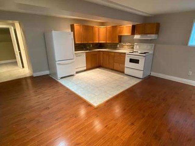 B 40 Prospect Street, Clarington Bowmanville, ON, L1H 1C7 house for lease | Listing ID E13504 | Royal LePage