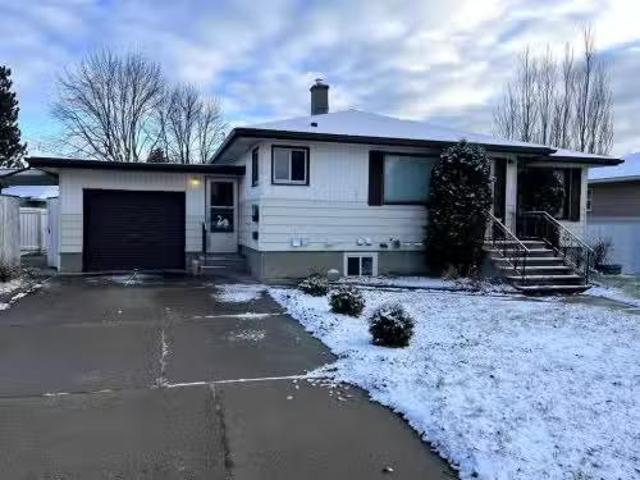 B 845 Stafford Drive North, Lethbridge, AB, T1H 2B7 house fo.