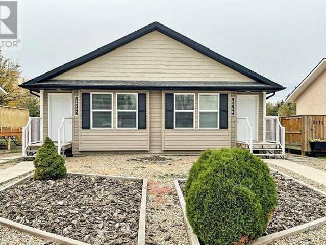 B 8470 Howard AVENUE Gull Lake Saskatchewan