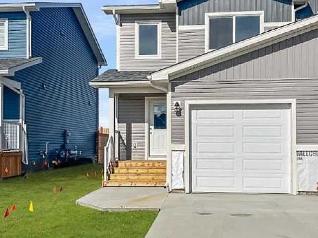 B, 9504 113 Avenue Clairmont, Alberta
